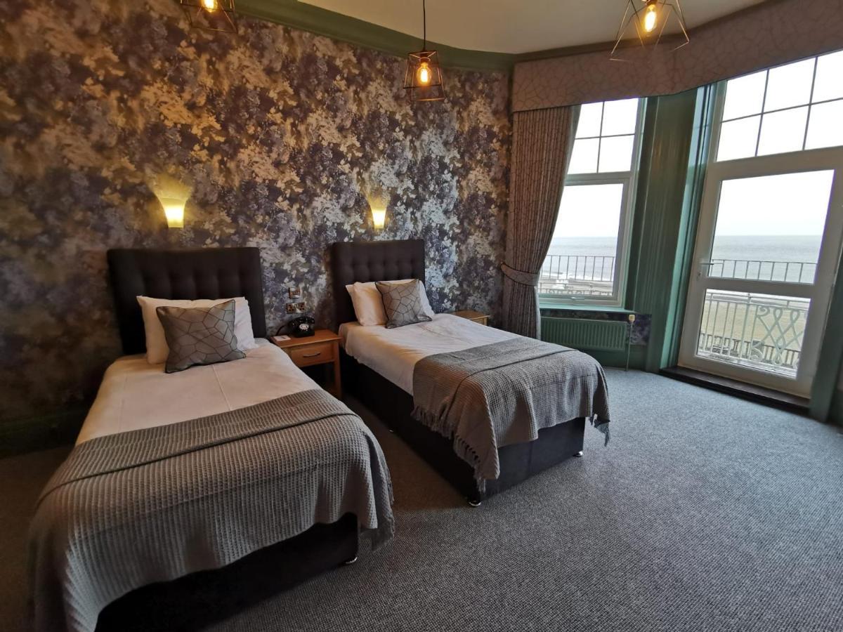 Hotel Victoria Lowestoft Exteriör bild