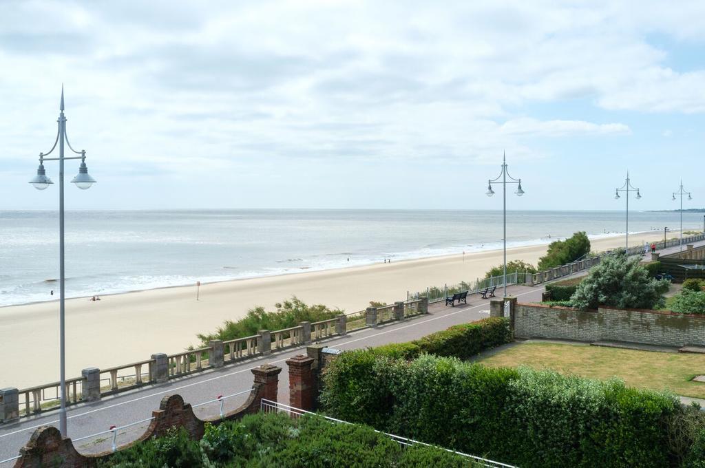 Hotel Victoria Lowestoft Exteriör bild